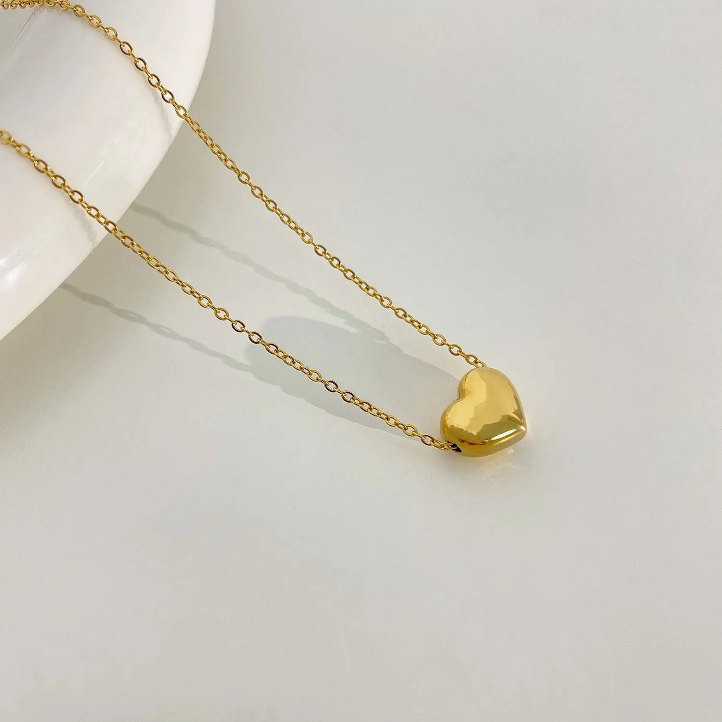 Stainless Steel Heart Pendant Necklace for Women – Gold Love Heart Necklace | Elegant Adjustable Chain Fashion Jewelry for Girls Pakistan 🔥 68% OFF