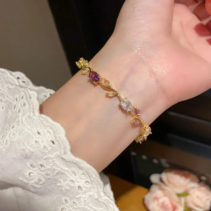 Tulip Charm Bracelet for Women – Premium Stainless Steel Gold Plated Floral Bracelet | Elegant Trendy Adjustable Bracelet for Girls & Women Pakistan 🔥 73% OFF – LAST DAY SALE