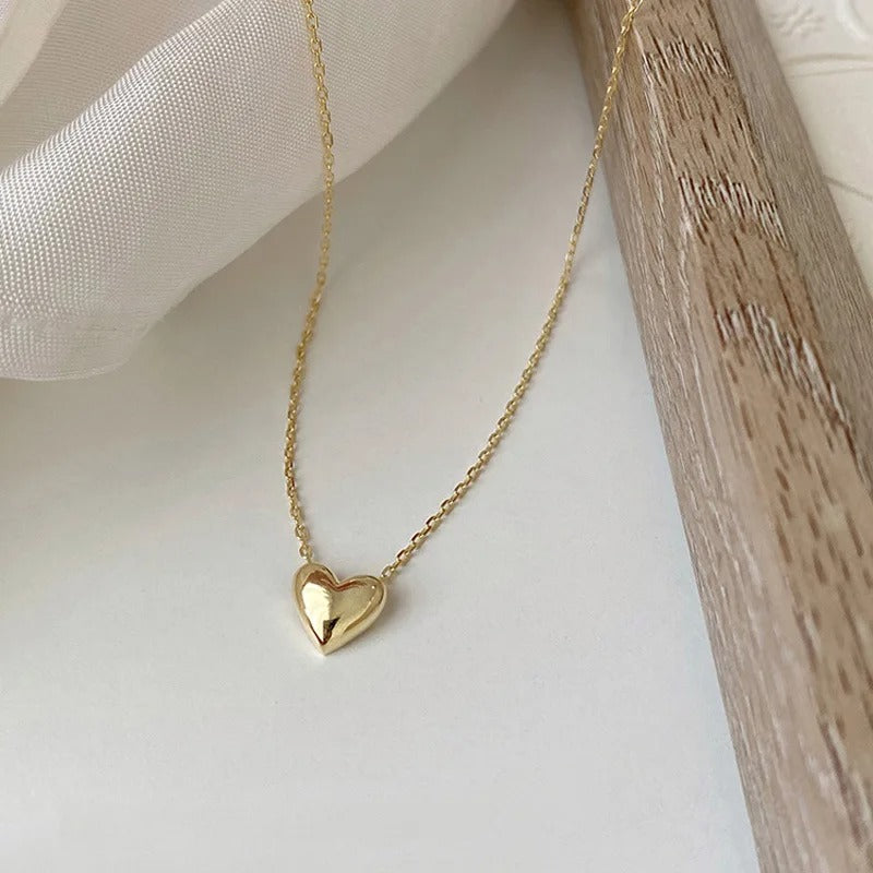 Stainless Steel Heart Pendant Necklace for Women – Gold Love Heart Necklace | Elegant Adjustable Chain Fashion Jewelry for Girls Pakistan 🔥 68% OFF