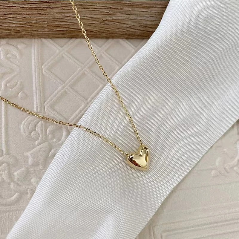 Stainless Steel Heart Pendant Necklace for Women – Gold Love Heart Necklace | Elegant Adjustable Chain Fashion Jewelry for Girls Pakistan 🔥 68% OFF